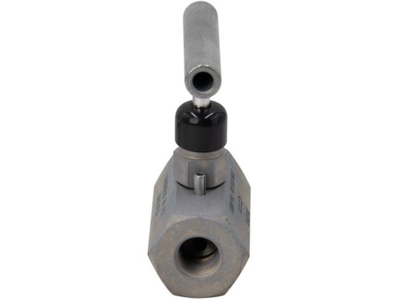V82, Needle Valve, 3/8 in NPTF Oil Port