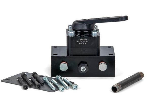 VM43 Pump Mounted Directional Control Valve, Manual, 4 way, 3-position, Tandem Center