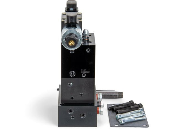 VE43 Pump Mounted Directional Control Valve, Solenoid, 4 way, 3-position, Tandem Center, Locking