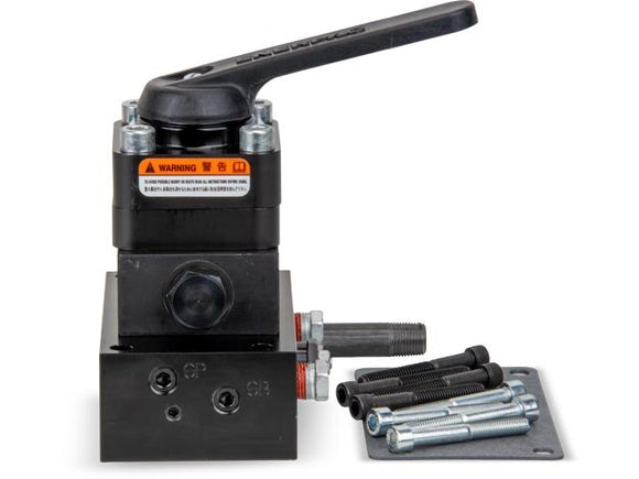VM43L Pump Mounted Directional Control Valve, Manual, 4 way, 3-position, Tandem Center, Locking